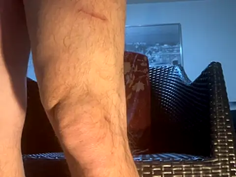 Snapshot of Tyyson03 chatting on October 27, 2025, 9:27 pm Tyyson03 online show from October 27, 2025, 9:27 pm