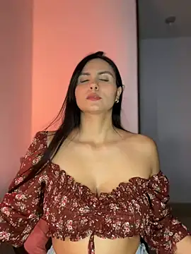 Snapshot of ameliayourfav1 chatting on December 18, 2024, 2:32 am ameliayourfav1 online show from December 18, 2024, 2:32 am
