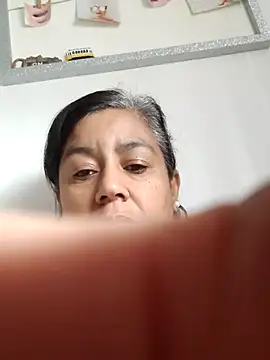 Molly newman6 online show from October 26, 2025, 9:53 am