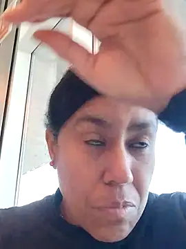 Molly newman6 online show from February 18, 2026, 1:18 pm