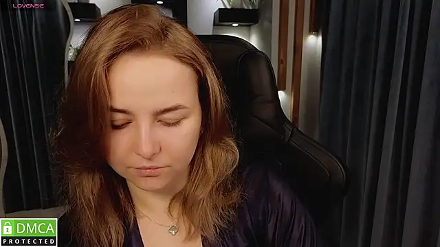 Snapshot of Mira_Mermayd chatting on November 22, 2025, 1:15 am Mira Mermayd online show from November 22, 2025, 1:15 am