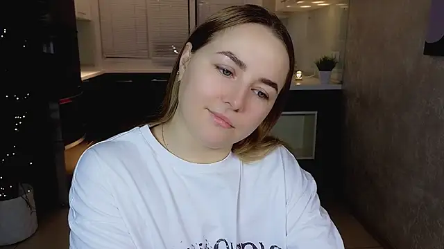 Mira Mermayd online show from February 8, 2026, 1:25 am