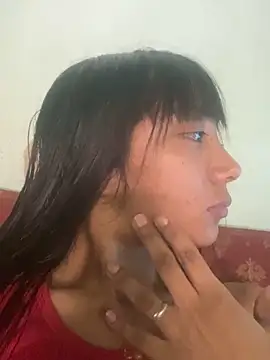 Karmakuro online show from September 9, 2025, 4:49 pm