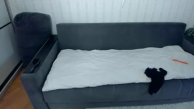 Jessica Rubatte online show from October 22, 2025, 1:10 pm