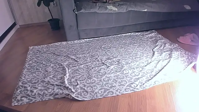 Jessica Rubatte online show from December 5, 2025, 1:10 pm