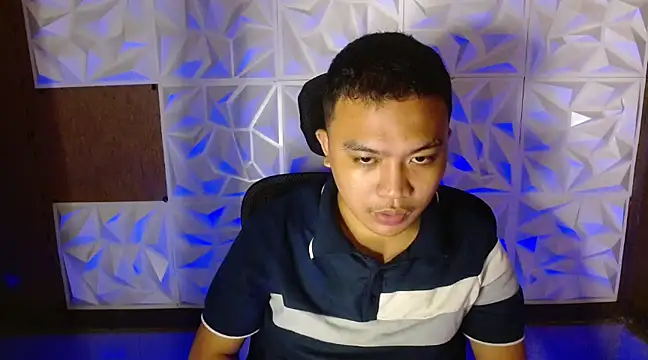 Snapshot of xsweetasian69x chatting on March 15, 2025, 1:29 pm xsweetasian69x online show from March 15, 2025, 1:29 pm