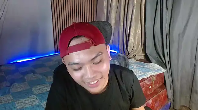 Snapshot of xsweetasian69x chatting on January 14, 2025, 4:39 pm xsweetasian69x online show from January 14, 2025, 4:39 pm