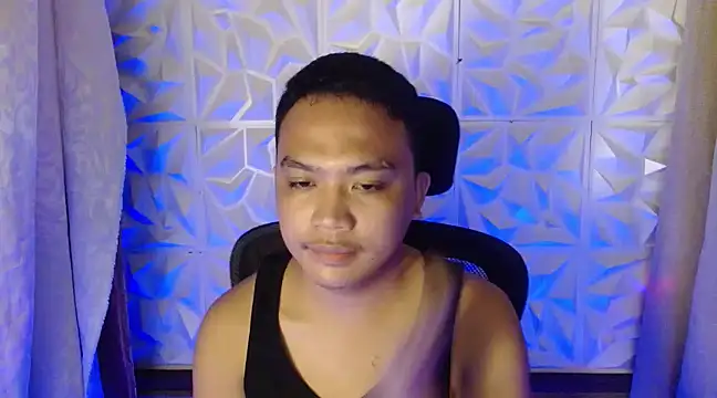 Snapshot of xsweetasian69x chatting on March 22, 2025, 1:30 pm xsweetasian69x online show from March 22, 2025, 1:30 pm