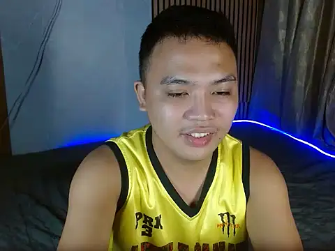 Snapshot of xsweetasian69x chatting on January 7, 2025, 5:42 pm xsweetasian69x online show from January 7, 2025, 5:42 pm