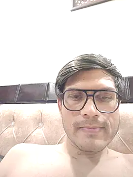 Snapshot of alex78265 chatting on July 11, 2026, 5:24 pm alex78265 online show from July 11, 2026, 5:24 pm