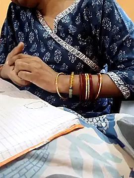 Diya 143 online show from September 24, 2025, 3:35 am