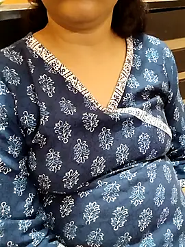 Diya 143 online show from November 7, 2025, 7:07 pm