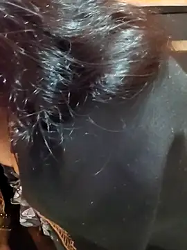 Snapshot of Diya_143 chatting on December 18, 2025, 7:35 am Diya 143 online show from December 18, 2025, 7:35 am