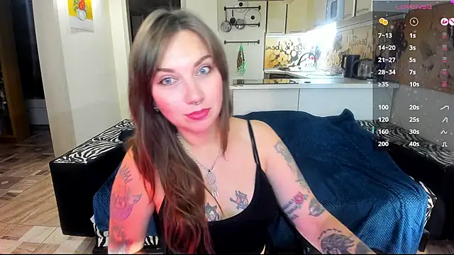 StacyTigerr online show from November 14, 2025, 4:54 pm