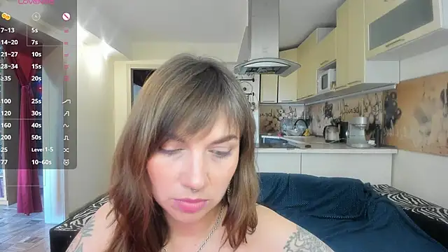 Snapshot of StacyTigerr chatting on May 24, 2026, 11:43 am StacyTigerr online show from May 24, 2026, 11:43 am