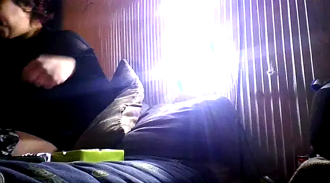 Snapshot of Shelzy420 chatting on March 23, 2025, 5:54 am Shelzy420 online show from March 23, 2025, 5:54 am