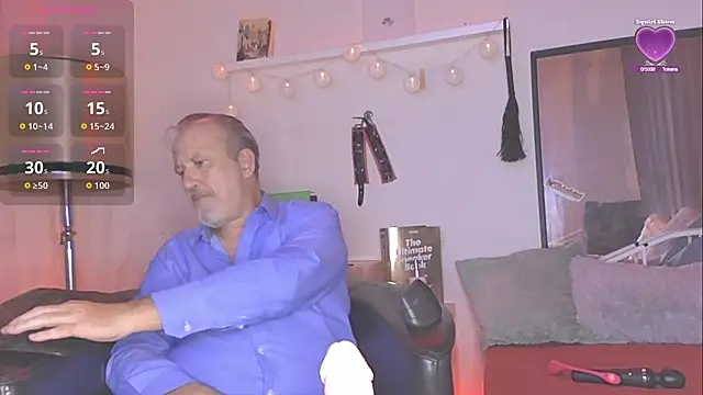 Snapshot of openminddaddy chatting on February 18, 2026, 8:38 pm openminddaddy online show from February 18, 2026, 8:38 pm