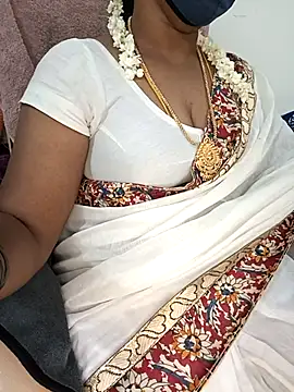 Tamil-hotwife online show from February 26, 2026, 6:52 pm