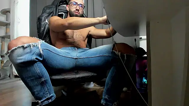 Snapshot of liamaesthetic chatting on November 2, 2025, 7:57 am liamaesthetic online show from November 2, 2025, 7:57 am