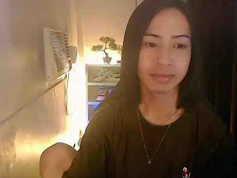 Lemonadexxx online show from November 9, 2025, 8:40 am