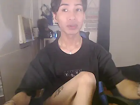 Snapshot of Lemonadexxx chatting on August 3, 2026, 10:32 am Lemonadexxx online show from August 3, 2026, 10:32 am