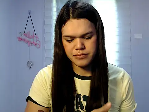 Snapshot of Miss_Ivanawolf chatting on May 3, 2026, 3:33 am Miss Ivanawolf online show from May 3, 2026, 3:33 am