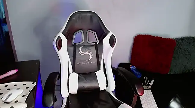 Ardat Lili69 online show from January 28, 2025, 12:43 pm