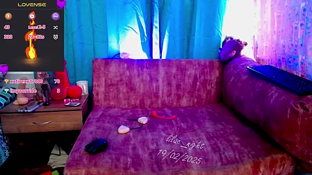 lilac night33 online show from February 19, 2025, 7:05 pm