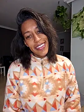 Snapshot of Goldenlace chatting on November 14, 2025, 11:52 pm Goldenlace online show from November 14, 2025, 11:52 pm