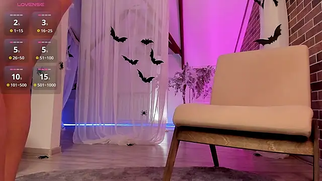 AzaliaSwallows online show from October 25, 2025, 2:28 pm