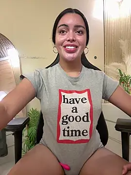 Snapshot of HotstuffCherrySummer chatting on February 7, 2026, 9:28 am HotstuffCherrySummer online show from February 7, 2026, 9:28 am