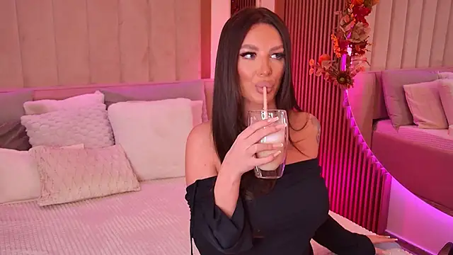 kaya b online show from November 19, 2025, 8:31 pm