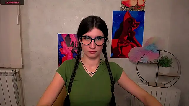 MaryEm976 online show from November 14, 2025, 8:51 am