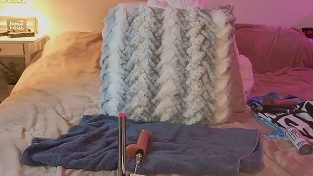 Snapshot of JESS_LOVES chatting on October 11, 2025, 5:36 pm JESS LOVES online show from October 11, 2025, 5:36 pm