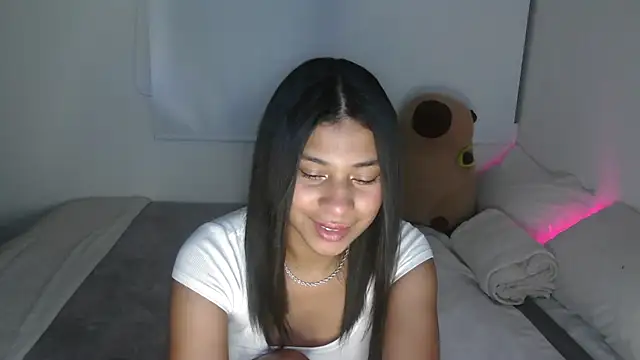 Snapshot of dark_enchantress_ chatting on February 25, 2025, 1:09 am dark enchantress online show from February 25, 2025, 1:09 am