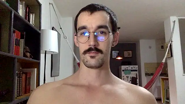 Snapshot of fazzbinderr chatting on February 3, 2026, 3:59 am fazzbinderr online show from February 3, 2026, 3:59 am