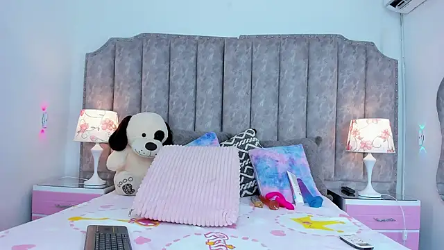 KendalStallyon online show from January 13, 2026, 9:30 pm