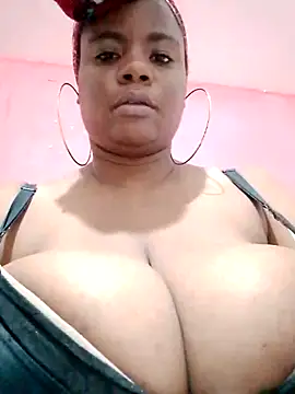 bigtitssxx online show from March 21, 2025, 4:40 pm