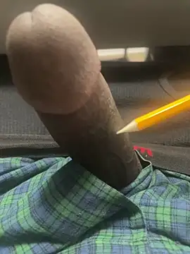 little0245 online show from December 6, 2024, 11:52 pm