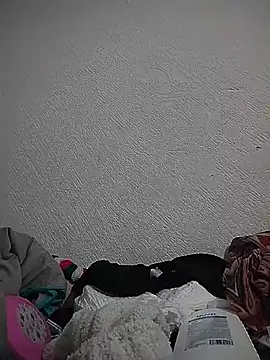 Snapshot of Vilainemarie chatting on August 4, 2026, 2:05 am Vilainemarie online show from August 4, 2026, 2:05 am