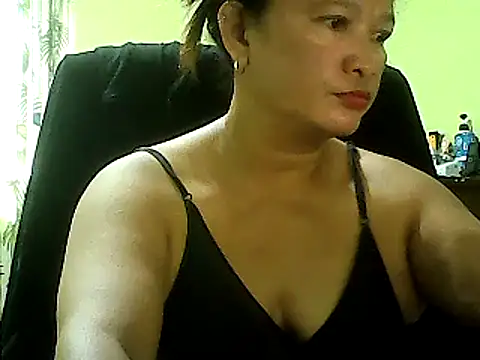 hott scarlett online show from March 2, 2025, 10:56 pm