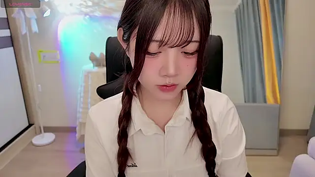 Sakura Anne online show from April 9, 2026, 6:30 am