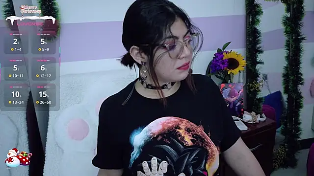 Catwhite  online show from December 16, 2025, 6:01 pm