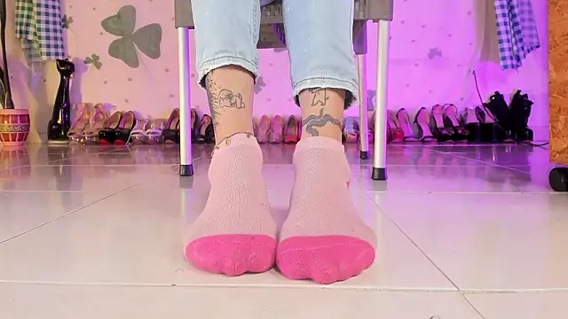 ArchieCollins online show from March 21, 2026, 8:02 pm