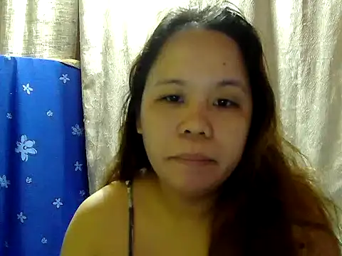 hotcastlexxx online show from June 8, 2026, 12:05 am