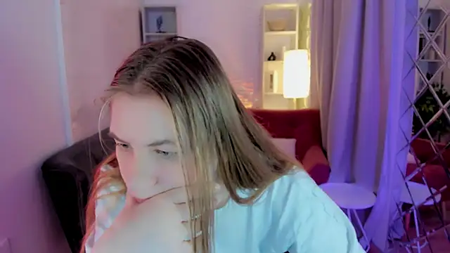 JadeSoft online show from December 3, 2025, 9:14 pm