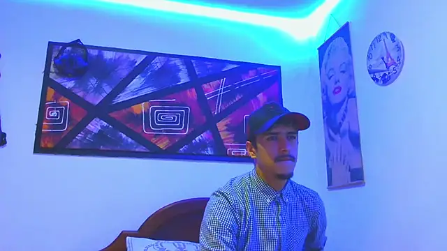 ryan maxy online show from September 25, 2025, 8:53 am