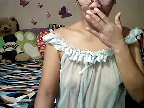 Mia Rein online show from December 19, 2025, 1:53 am