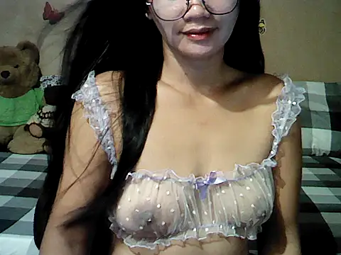 Mia Rein online show from May 24, 2026, 10:37 am