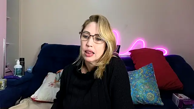 RAIRAsexy online show from July 15, 2026, 12:17 am